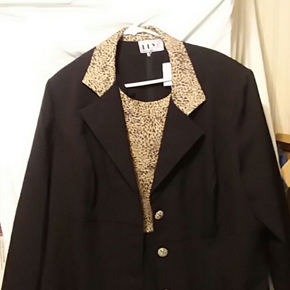 2 piece suit